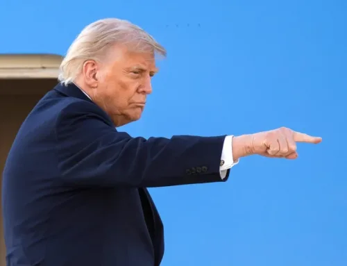 Oil Prices Tumbles as Trump signs deal to reopen Hormuz